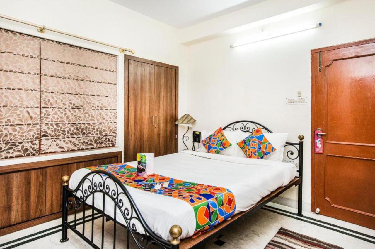 Hotel Ullash Residency Salt Lake Kolkata - Fully-Air-Conditioned-Hotel Spacious-Room With-Parking-Facility Salt Lake City エクステリア 写真