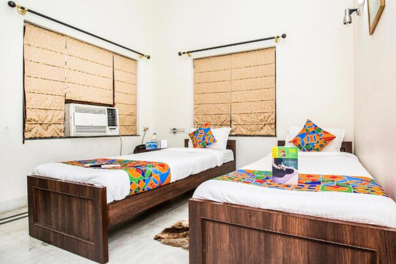 Hotel Ullash Residency Salt Lake Kolkata - Fully-Air-Conditioned-Hotel Spacious-Room With-Parking-Facility Salt Lake City エクステリア 写真